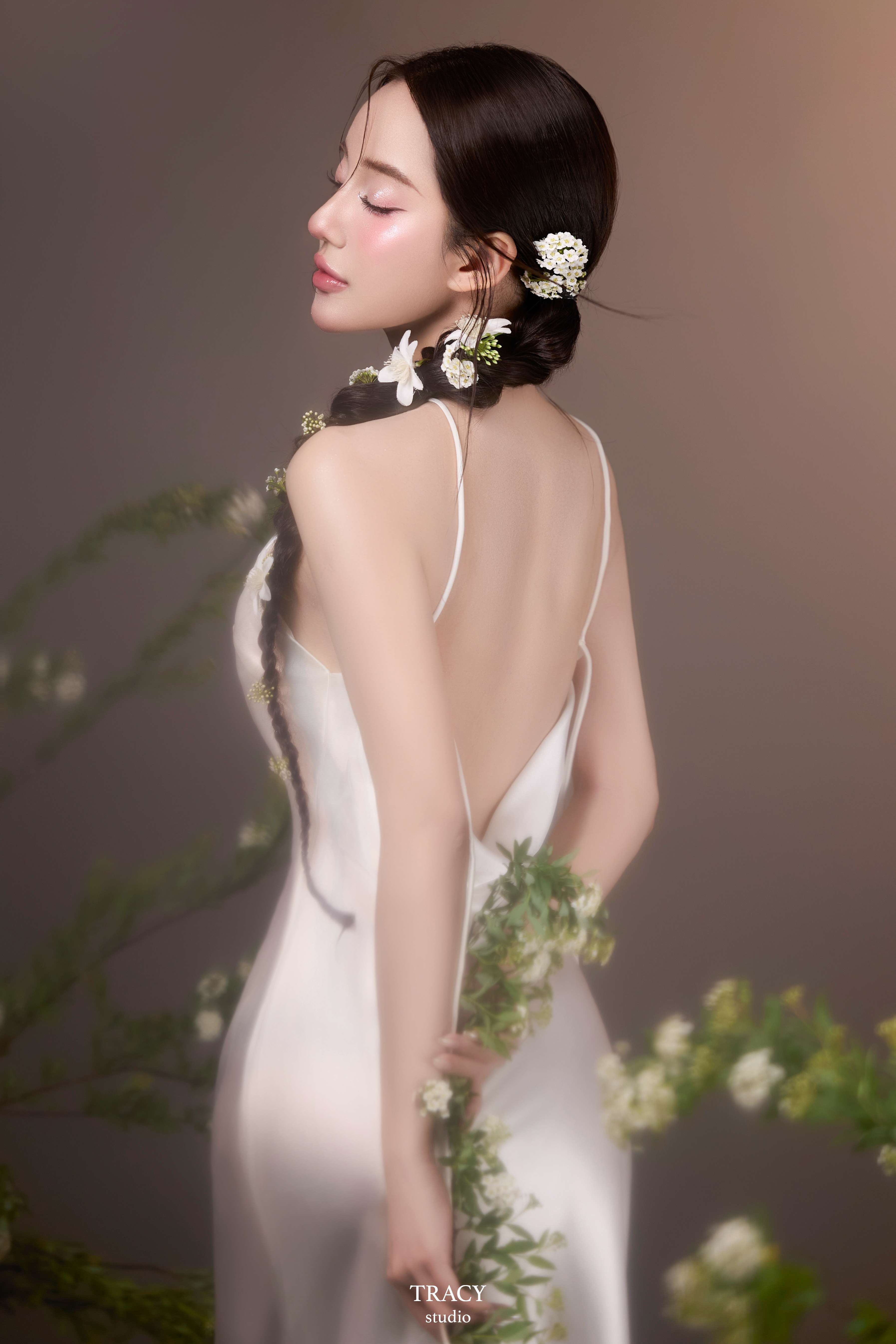 frontend/img/gallery/anh-tet-yem-ao-dai/tracy-studio-chup-yem-tet-trang (7).jpg